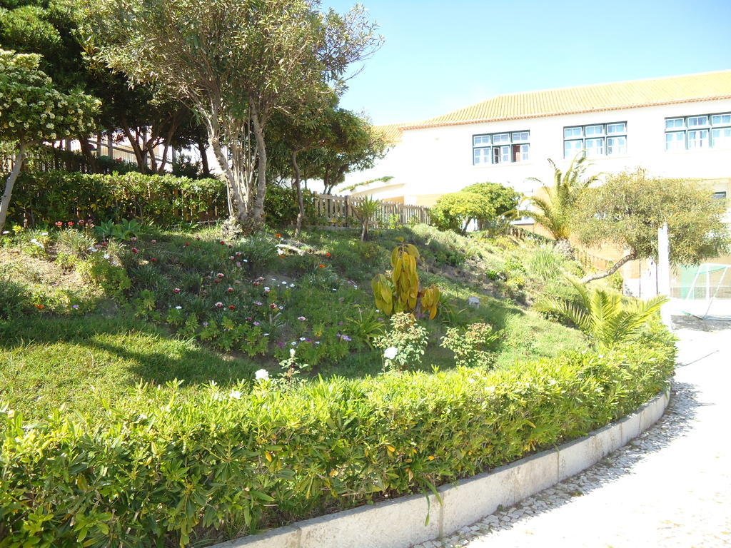 Turismo Do Seculo Hotel Estoril Exterior photo The campus of the University of Patras